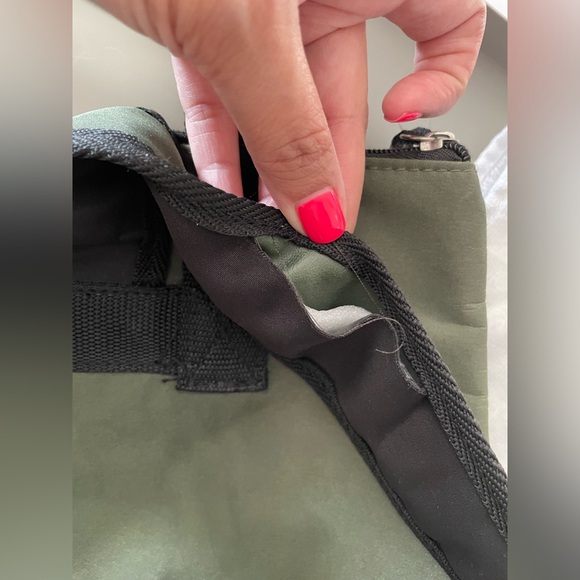 Backpack - Picture 4 of 4